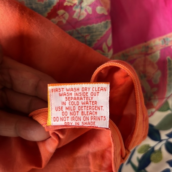 Stunning Skirt with an array of Red,Orange, Pink, Blue 100% Cotton. Waist band - Picture 9 of 9